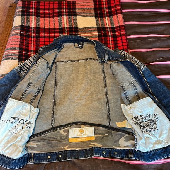 ANGEL COLA Men’s Biker Slim Fit Distressed Washed Blue Denim Jacket $234 EUC M - Picture 8 of 16